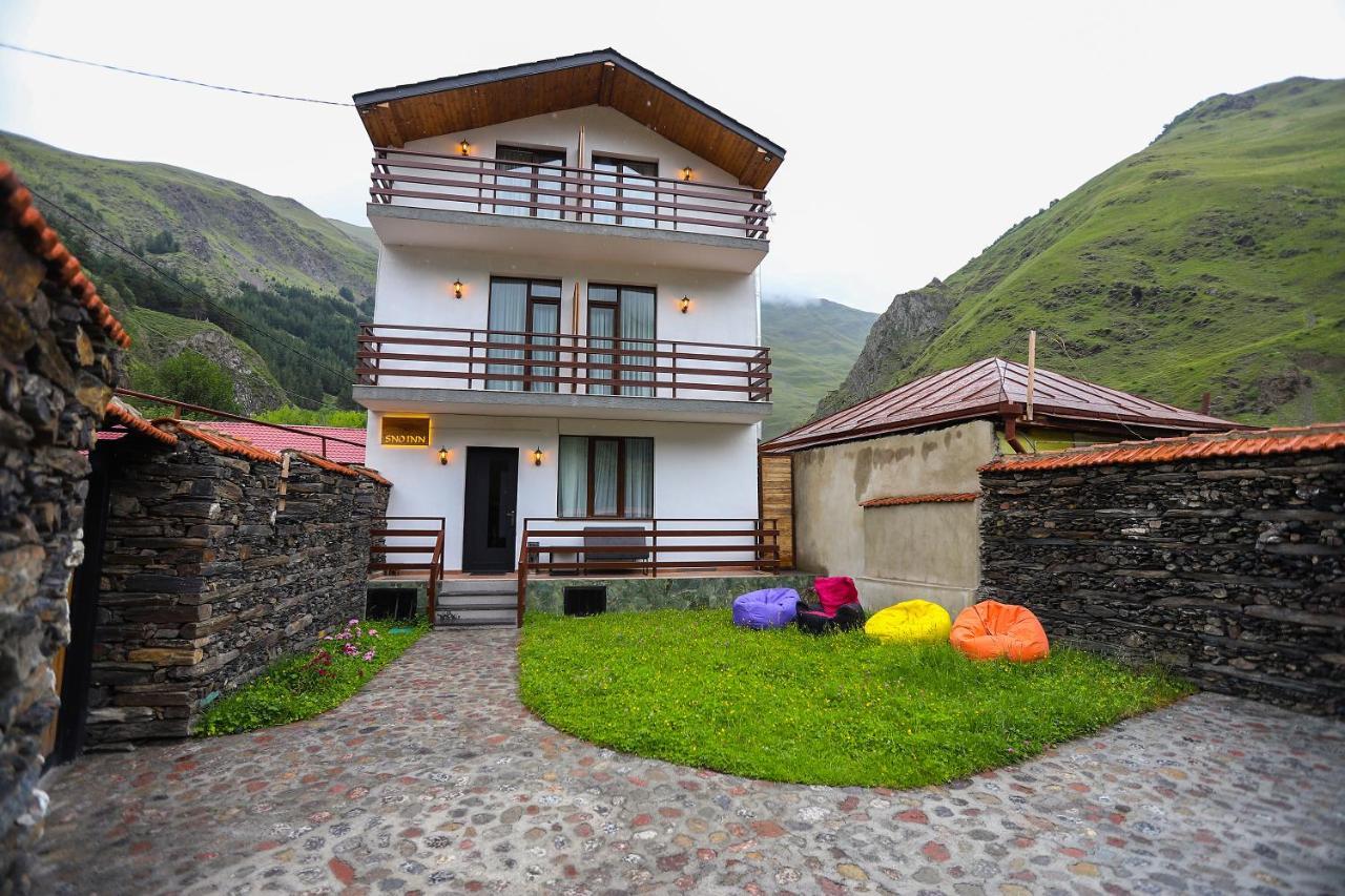 Sno Inn Kazbegi Exterior foto